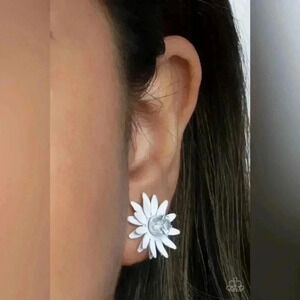 Daisy Earrings